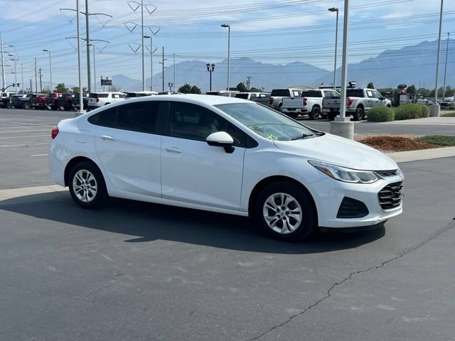 Used 2019 Chevrolet Cruze LS FWD image 9