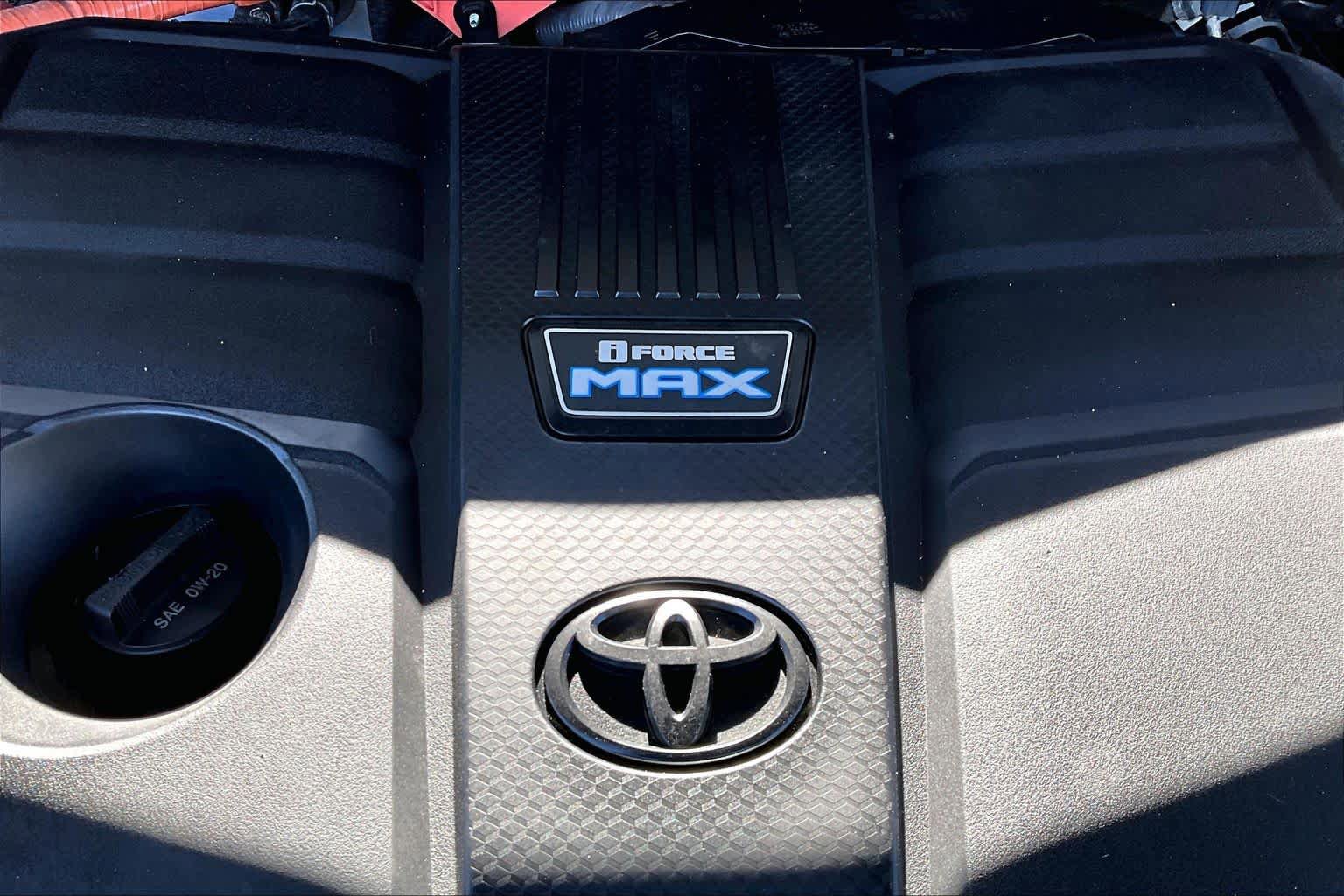 Used 2022 Toyota Tundra Limited AWD/4WD image 31