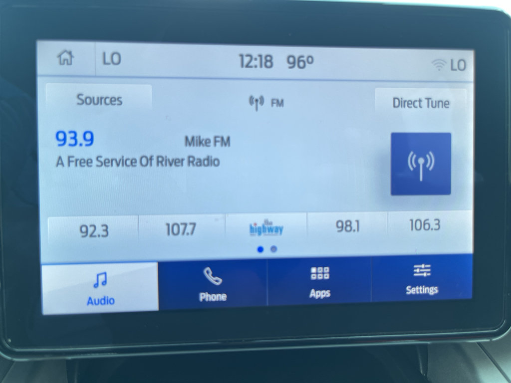 Used 2022 Ford Explorer XLT w/ Equipment Group 202A AWD/4WD image 19