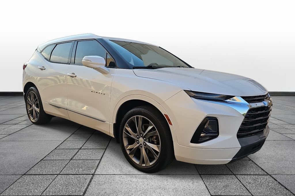 Used 2021 Chevrolet Blazer Premier w/ Driver Confidence II Package FWD image 3