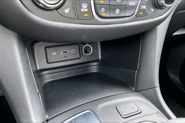 Used 2024 Chevrolet Equinox LT FWD image 15