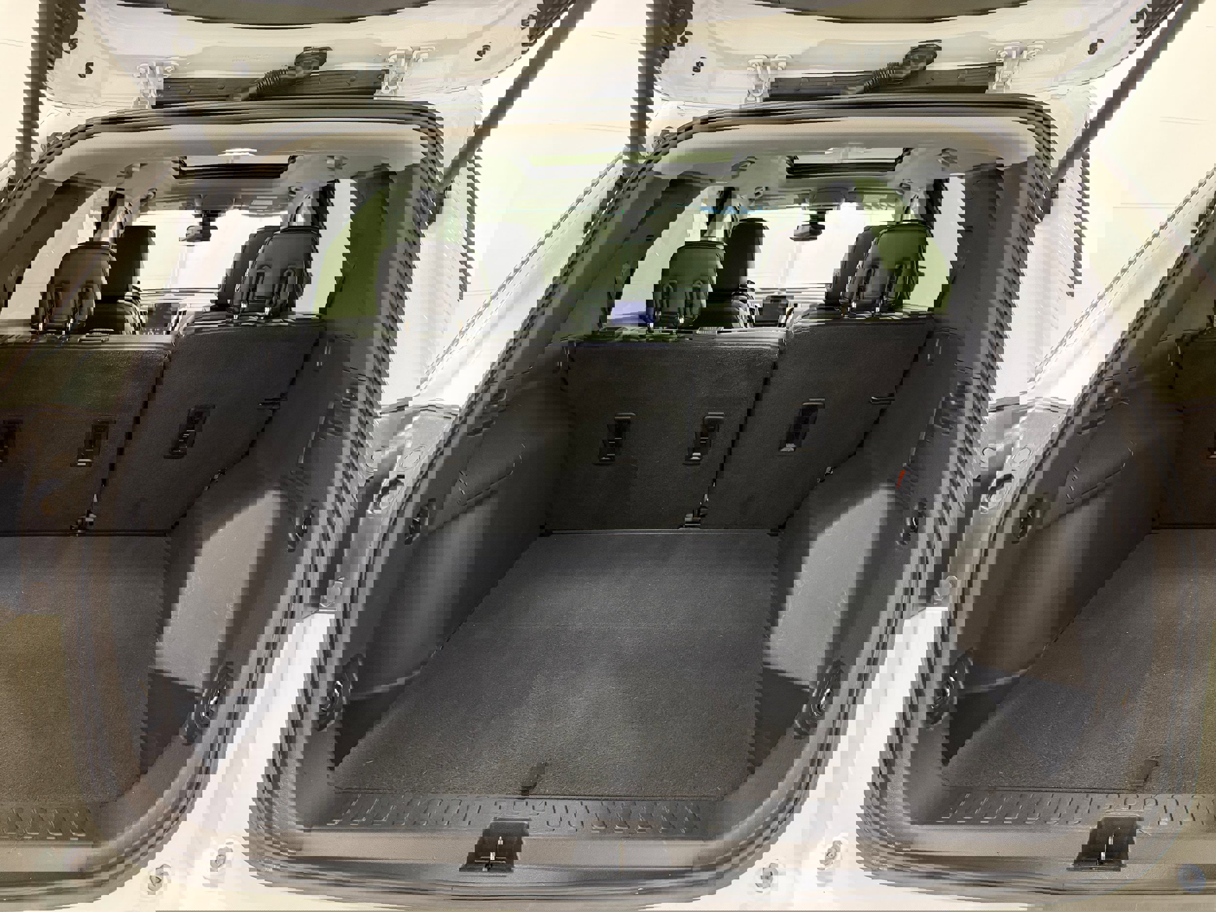 Used 2019 Chevrolet Equinox Premier image 32