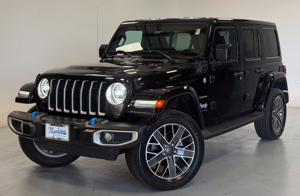 Used 2023 Jeep Wrangler Unlimited Sahara w/ Cold Weather Group