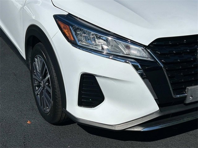 Used 2024 Nissan Kicks SV image 10