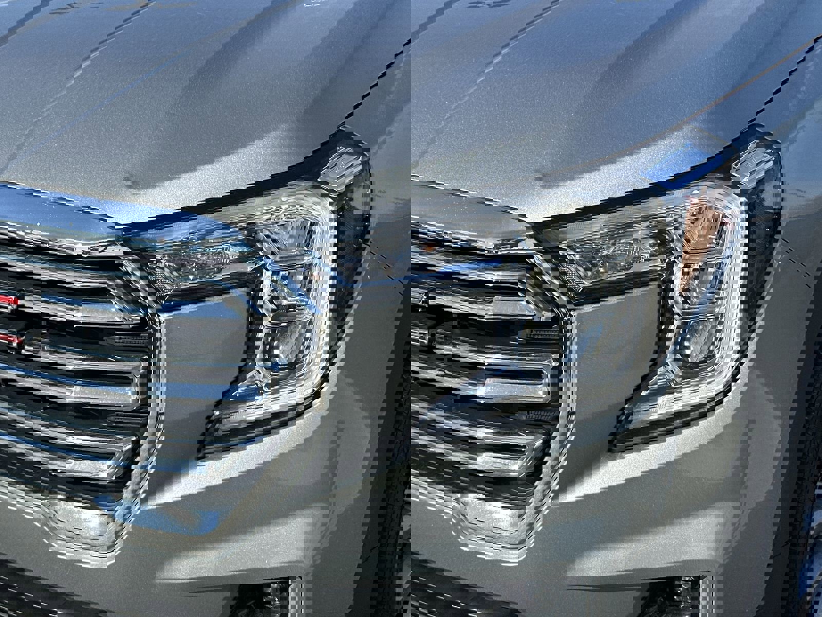 Certified 2024 GMC Terrain SLT image 11