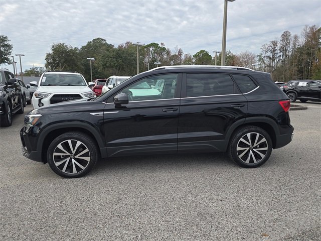 Used 2024 Volkswagen Taos SE image 5