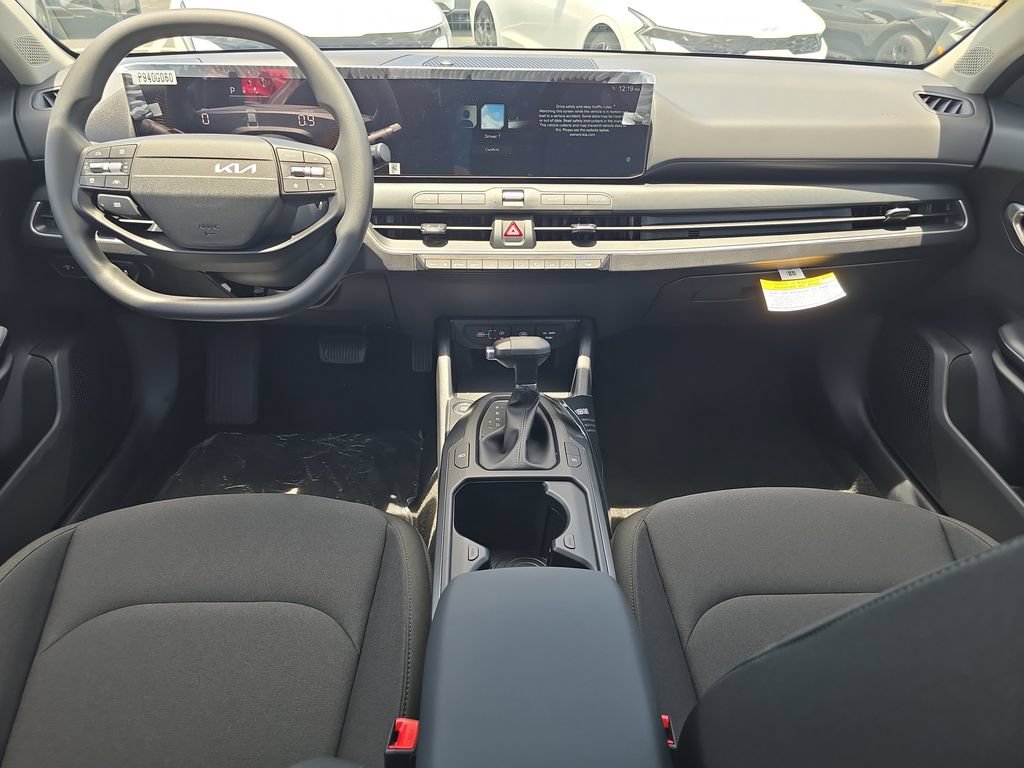 New 2026 Kia K4 FWD image 12