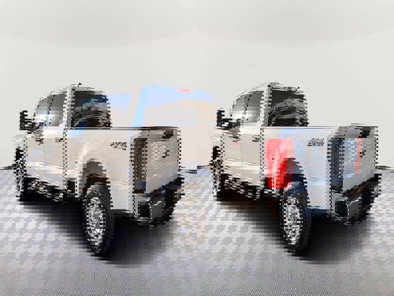 Used 2025 Ford F250 XLT image 5