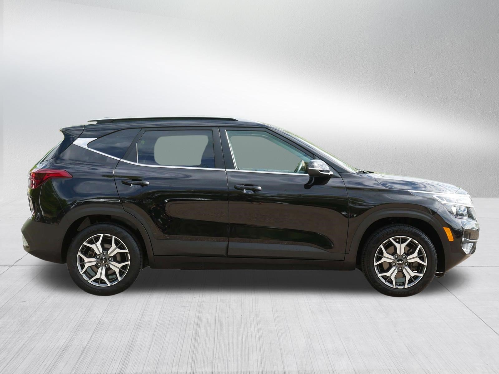 Certified 2022 Kia Seltos EX AWD/4WD image 8