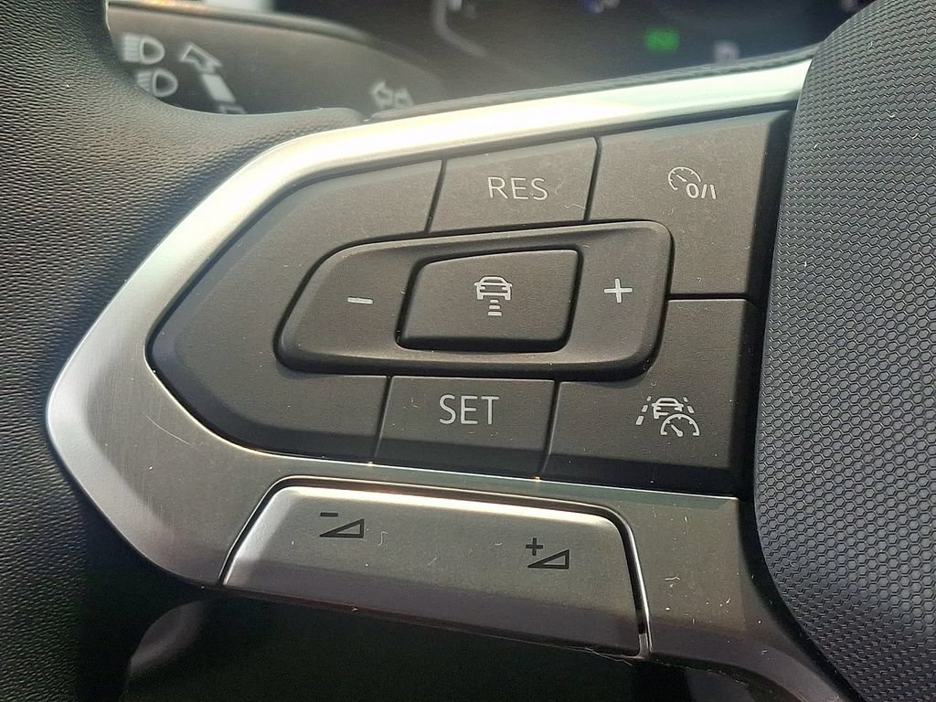 Used 2022 Volkswagen Atlas SEL AWD/4WD image 24