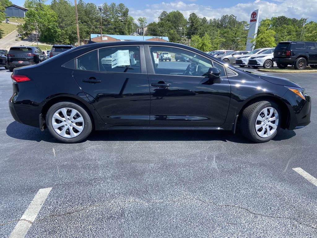 New 2026 Toyota Corolla LE FWD image 2
