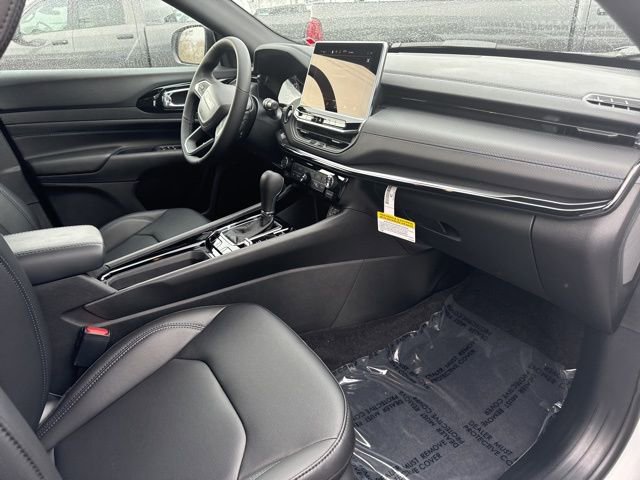 New 2026 Jeep Compass Limited image 8