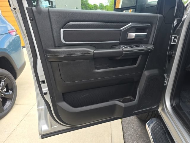 Certified 2026 RAM 2500 Big Horn AWD/4WD image 11
