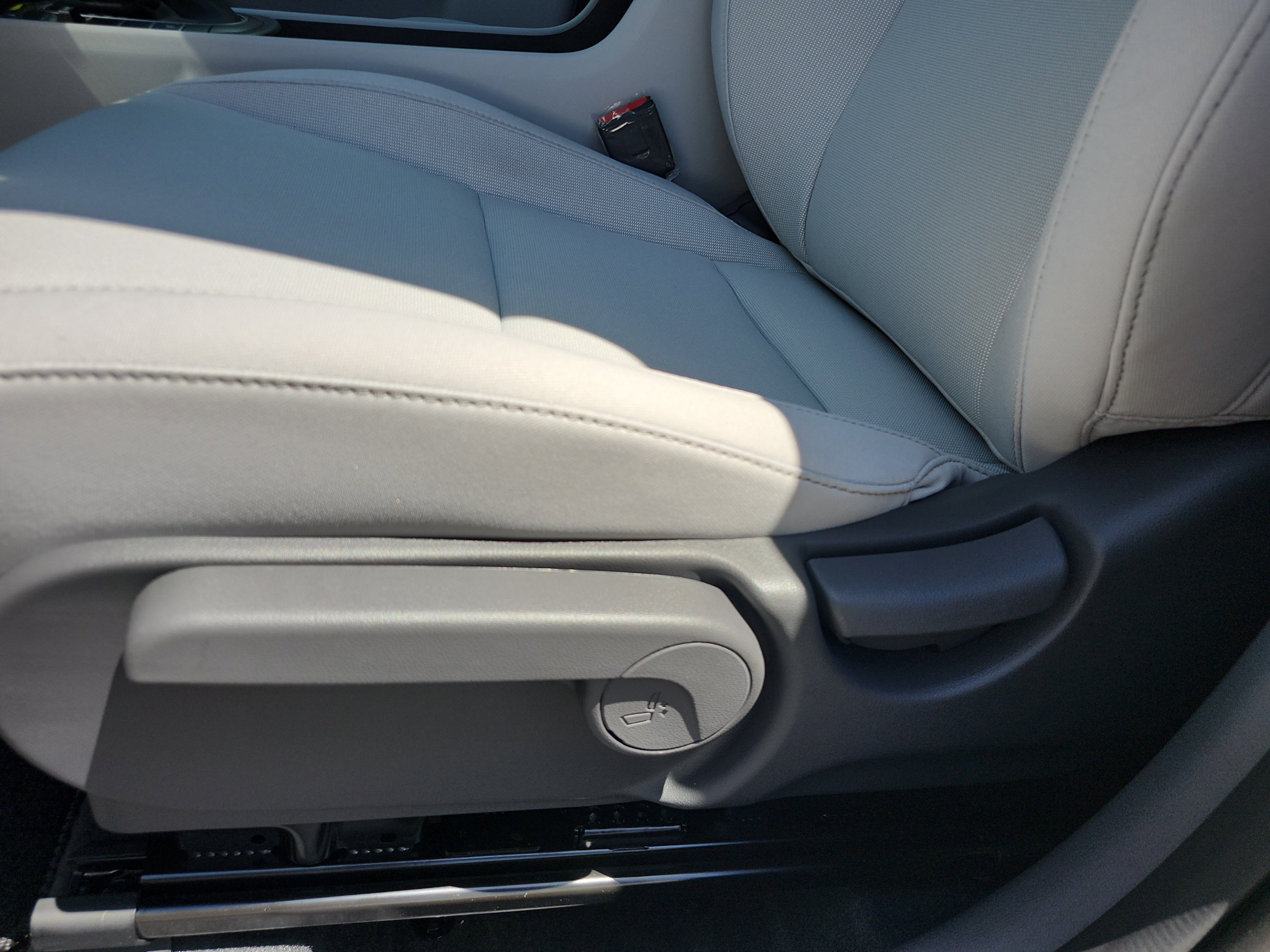 New 2027 Hyundai Kona SEL Sport FWD image 14