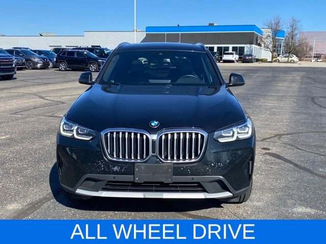 Used 2023 BMW X3 xDrive30i AWD/4WD image 2