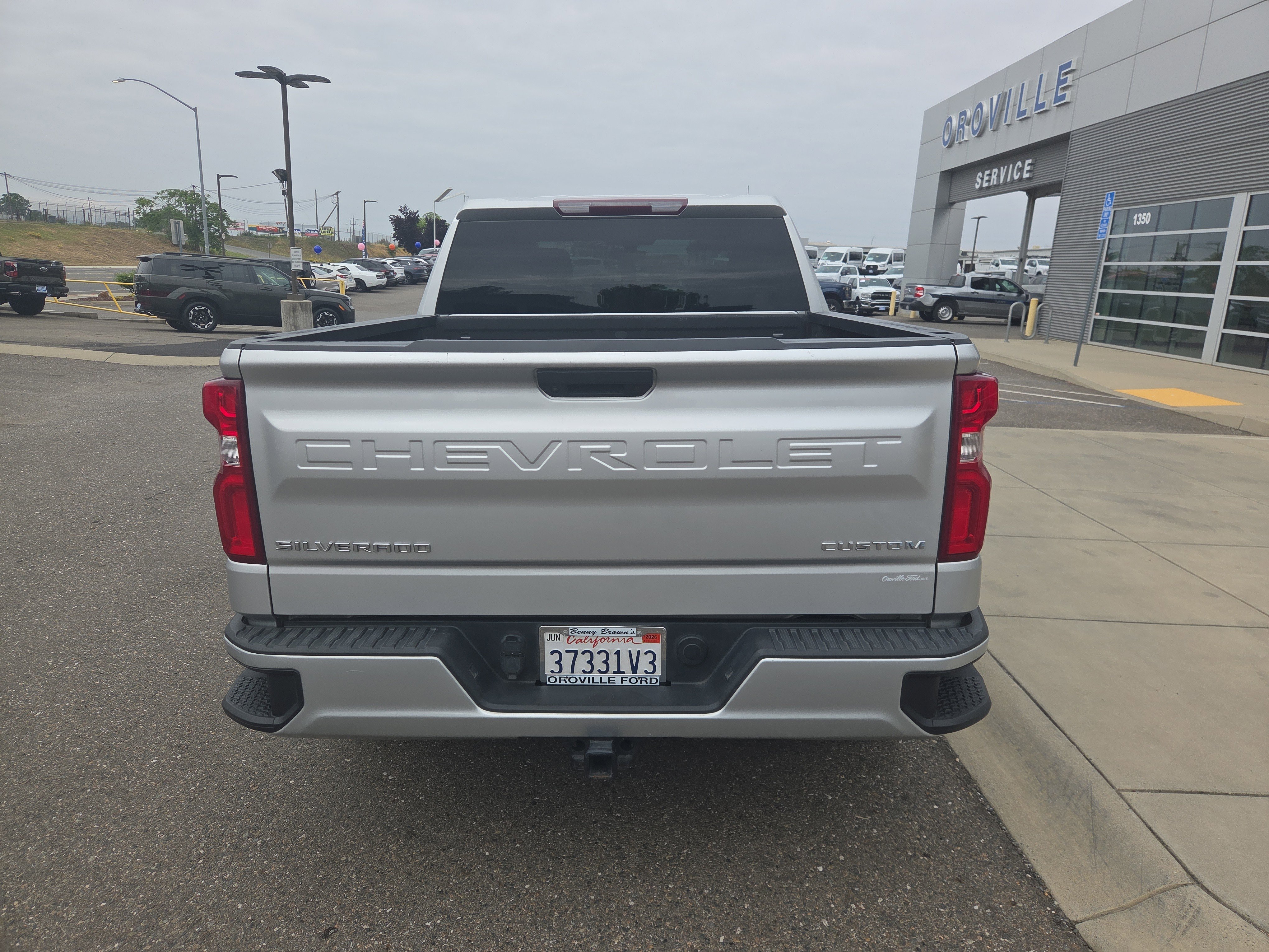 Used 2019 Chevrolet Silverado 1500 Custom w/ Trailering Package AWD/4WD image 4