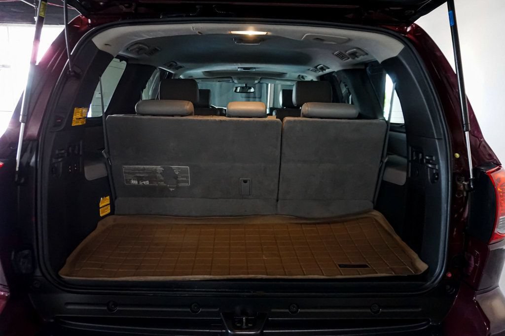 Used 2010 Toyota Sequoia Limited AWD/4WD image 28