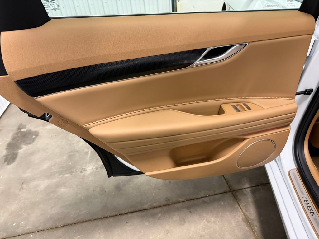 Certified 2025 Genesis G80 2.5T AWD/4WD image 28