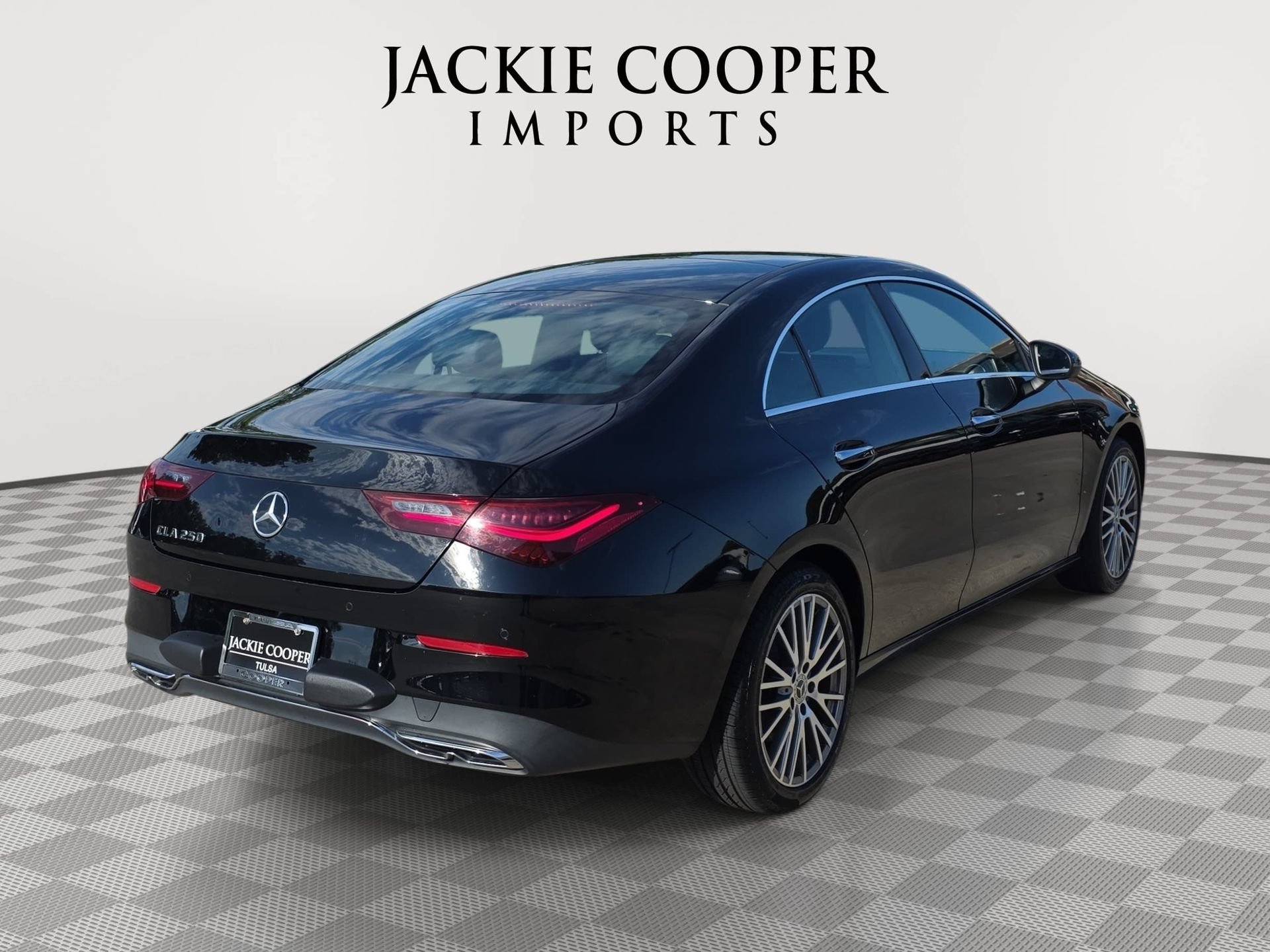 Used 2025 Mercedes-Benz CLA 250 image 5