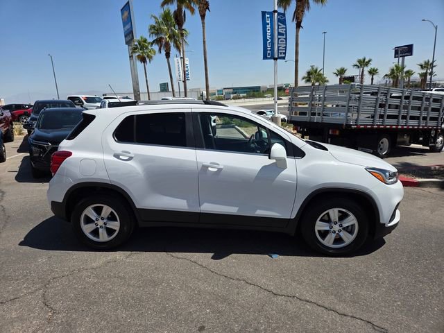 Certified 2018 Chevrolet Trax LT w/ LPO, Cargo Package FWD image 7