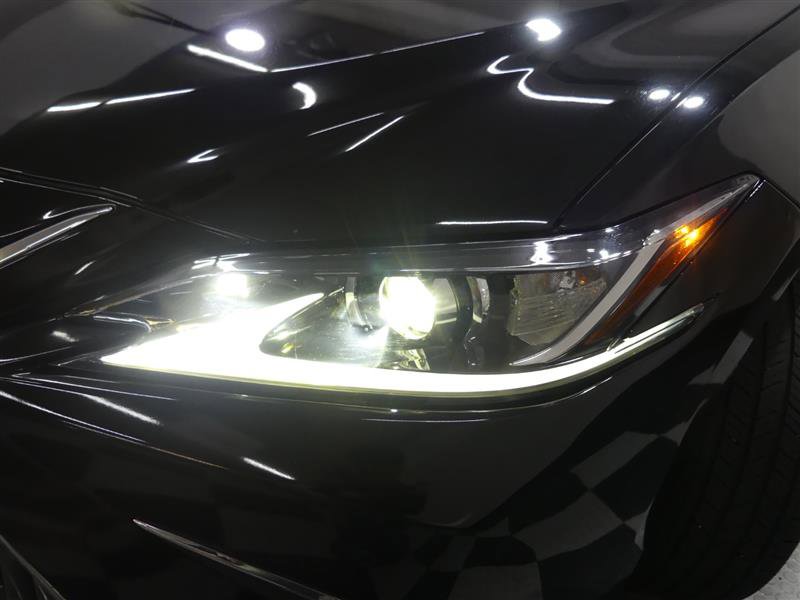 Used 2020 Lexus ES 350 w/ Premium Package image 15