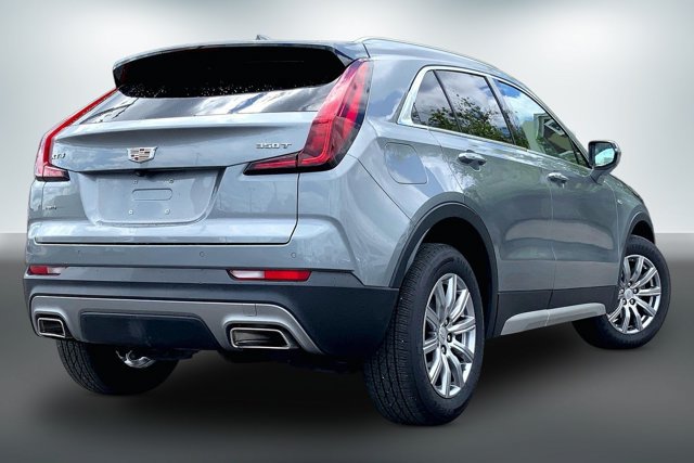 Used 2023 Cadillac XT4 Premium Luxury AWD/4WD image 13