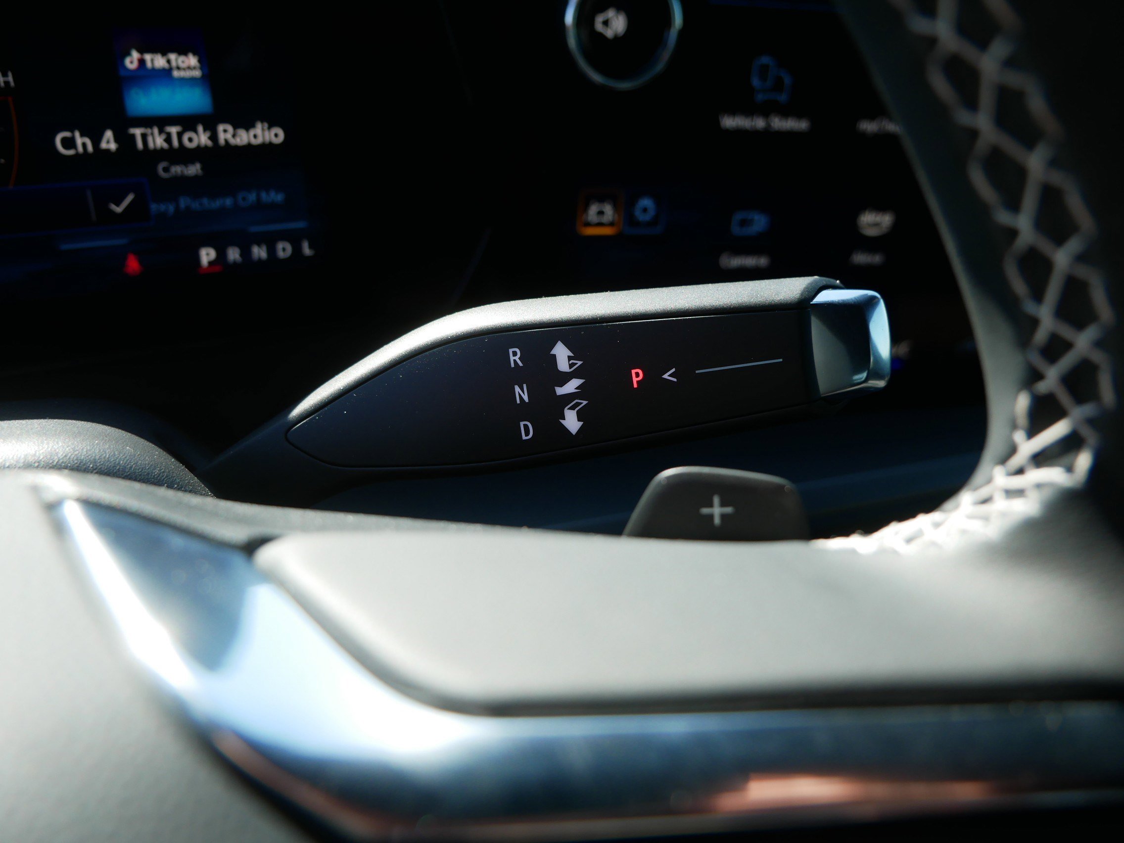 Used 2025 Chevrolet Traverse LT image 24