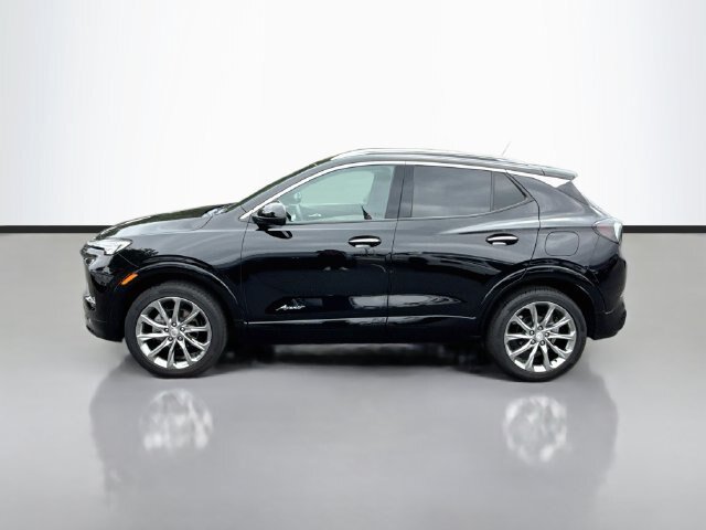 Used 2025 Buick Encore GX Avenir AWD/4WD image 4