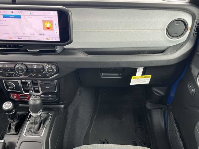 New 2026 Jeep Gladiator Sport AWD/4WD image 15
