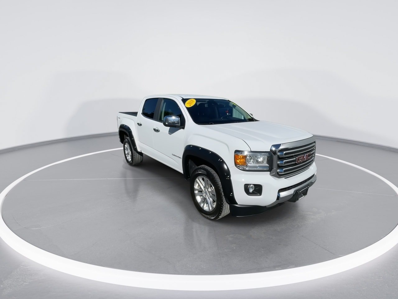 Used 2018 GMC Canyon SLT w/ Driver Alert Package AWD/4WD image 2