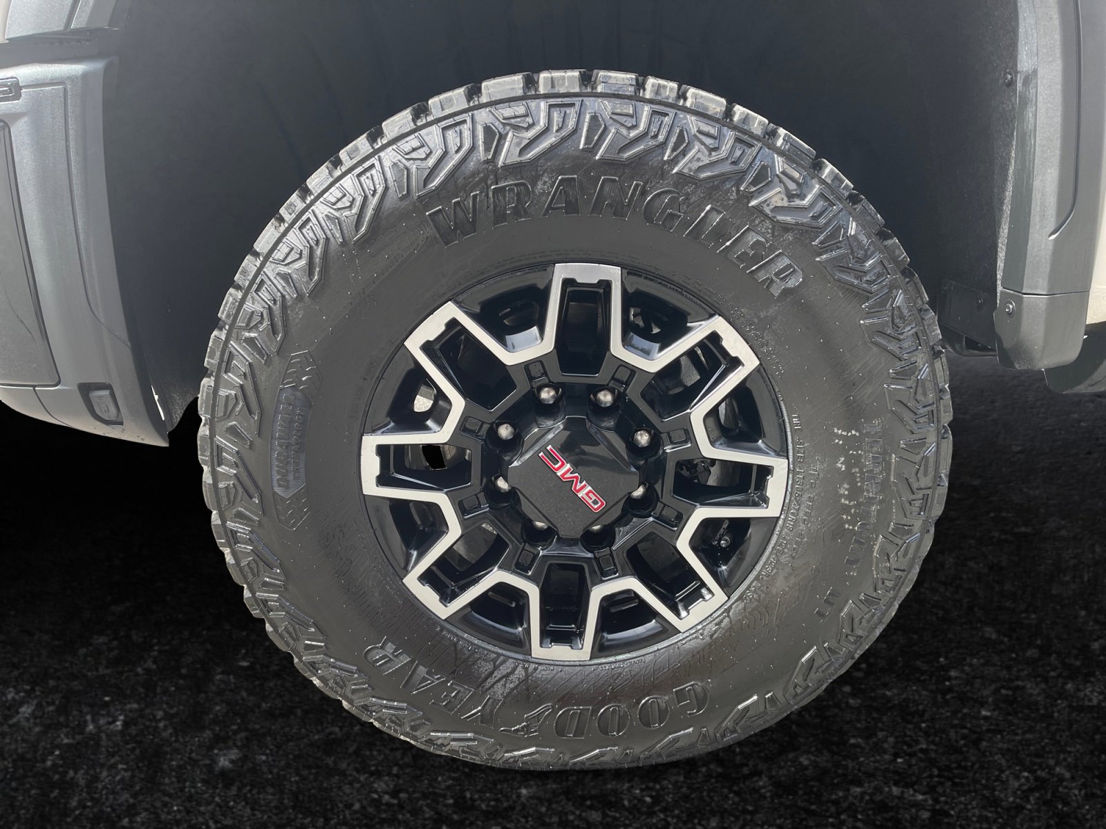 New 2026 GMC Sierra 2500 AT4X image 10