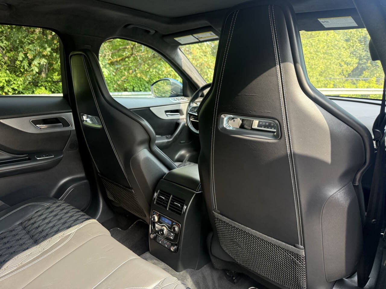 Used 2019 Jaguar F-PACE SVR AWD/4WD image 20