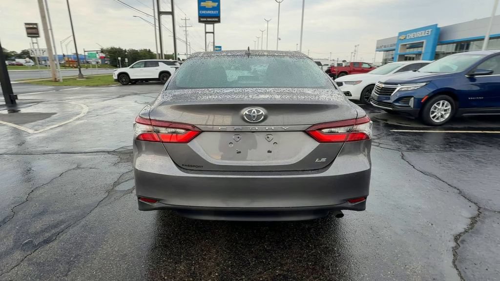 Used 2021 Toyota Camry LE FWD image 7