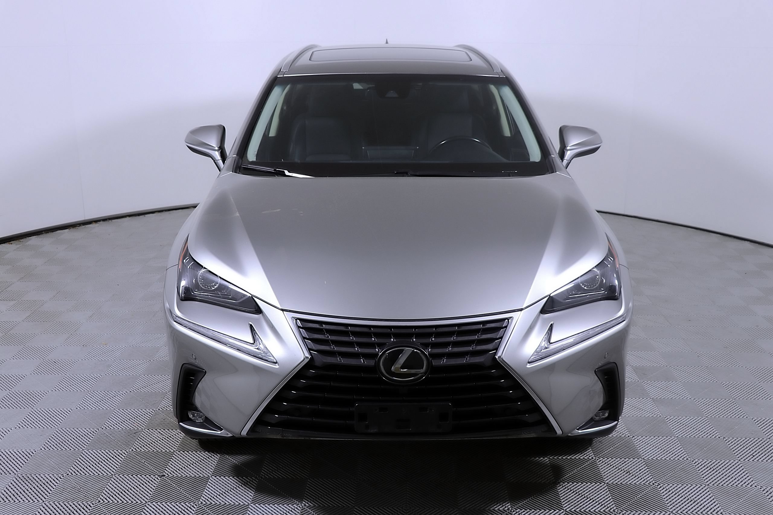 Used 2018 Lexus NX 300 FWD w/ Premium Package image 4