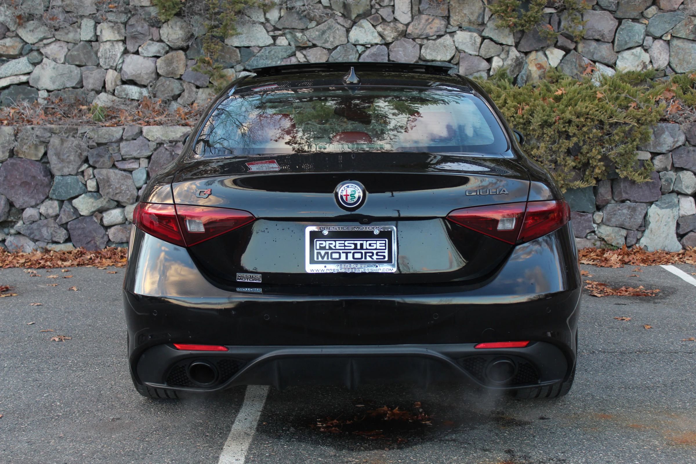 Used 2019 Alfa Romeo Giulia Ti Sport w/ Quick Order Package 22S Sport image 8