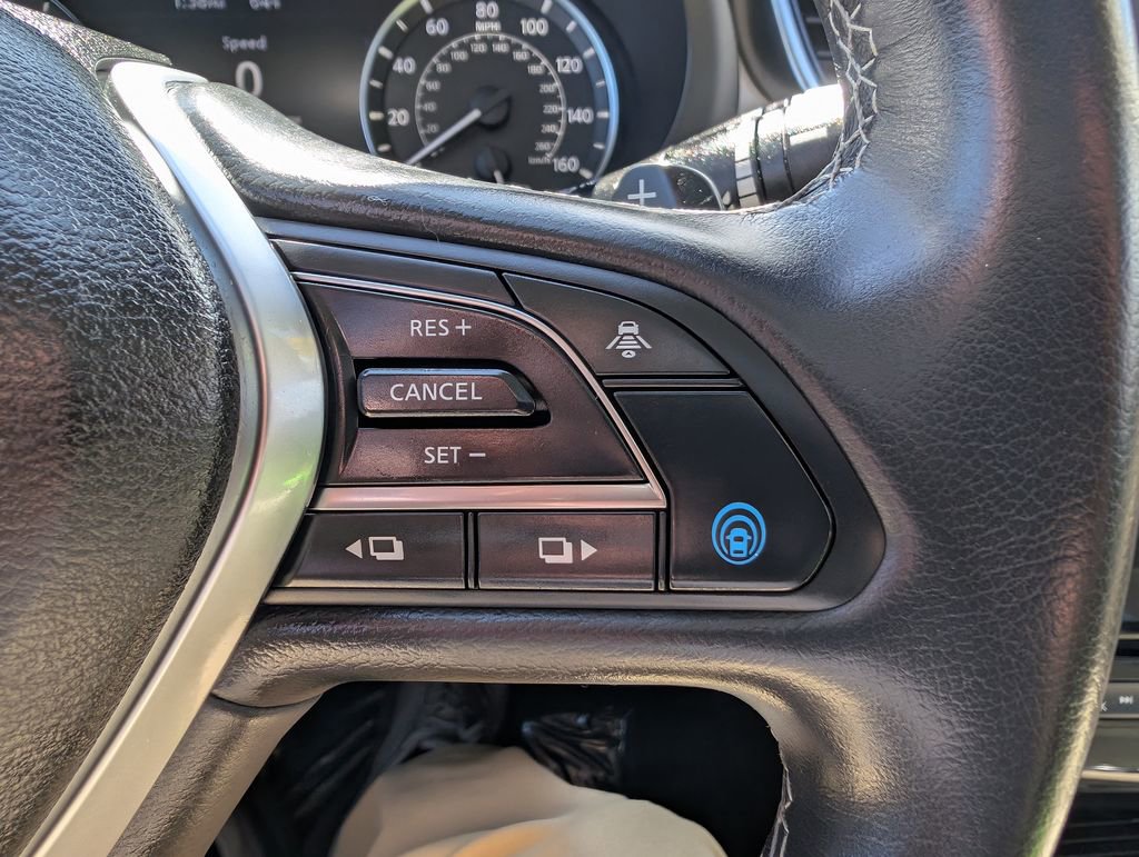 Used 2022 INFINITI QX50 Luxe AWD/4WD image 29