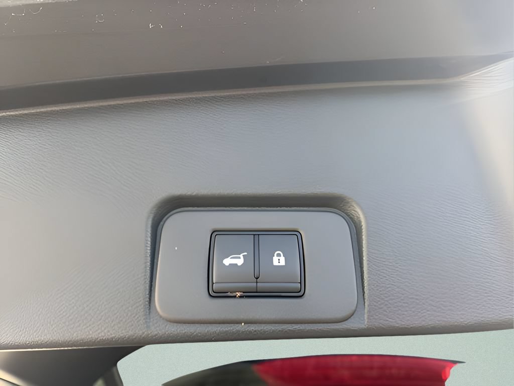 Used 2024 Nissan Rogue SV w/ SV Premium Package AWD/4WD image 25