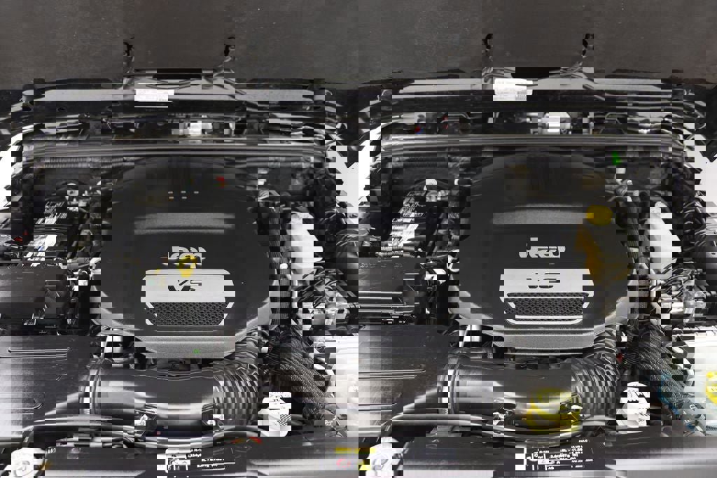 Used 2017 Jeep Wrangler Unlimited Rubicon image 32