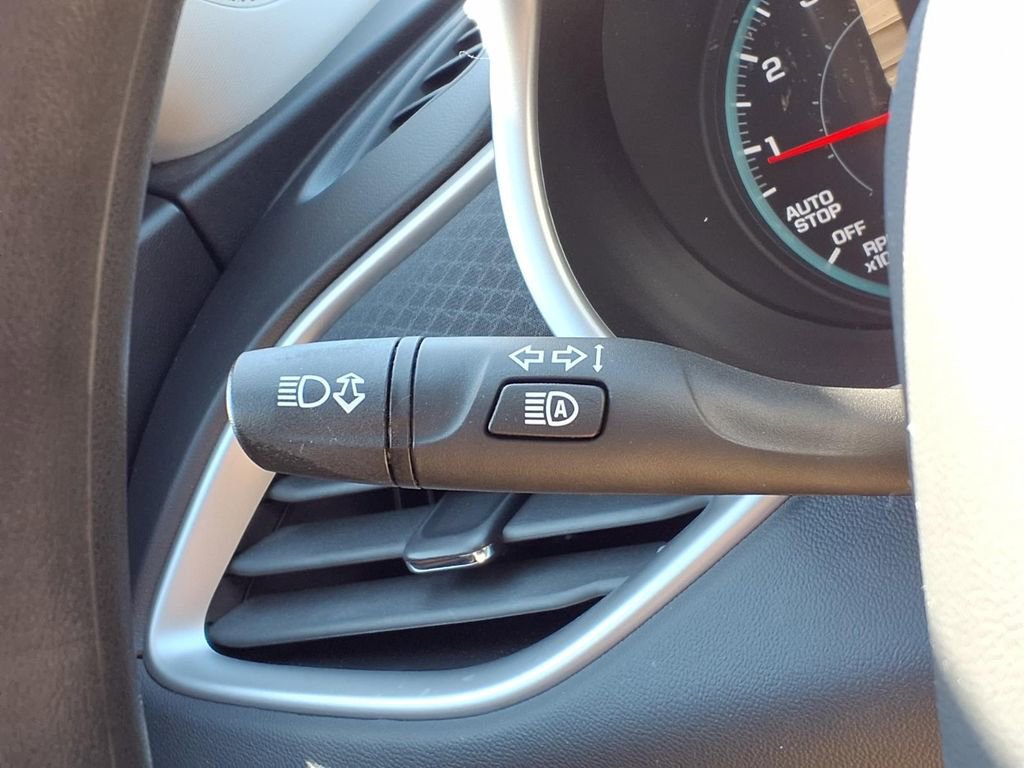 Used 2022 Chevrolet Malibu LS FWD image 19