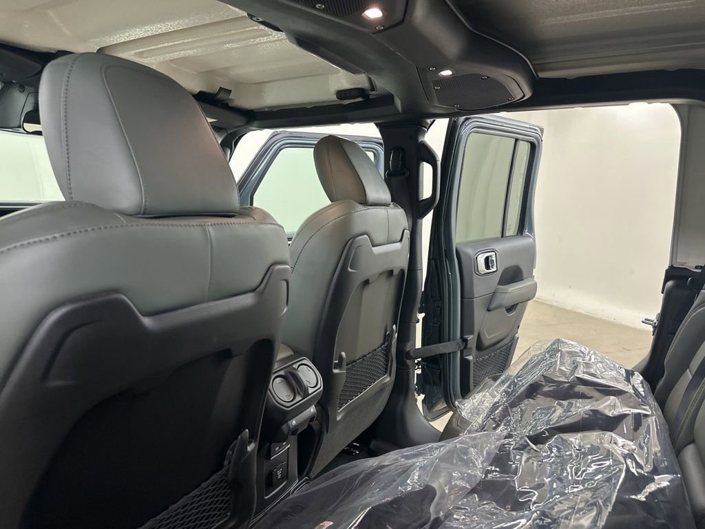 New 2026 Jeep Gladiator Mojave image 27
