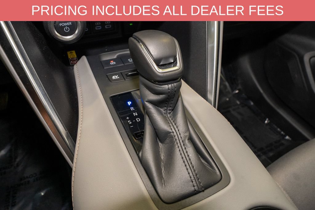 Certified 2024 Toyota Venza LE AWD/4WD image 16