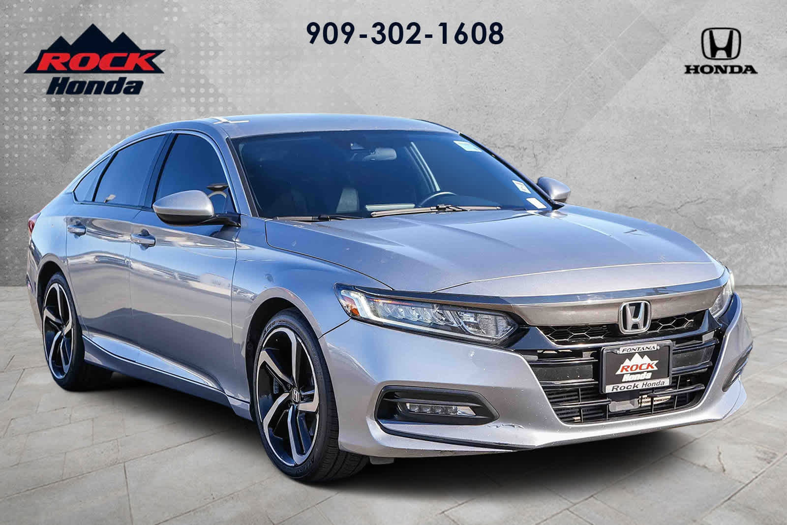 Used 2019 Honda Accord Sport image 3