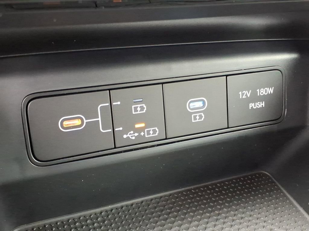 New 2026 Hyundai Tucson Limited image 27