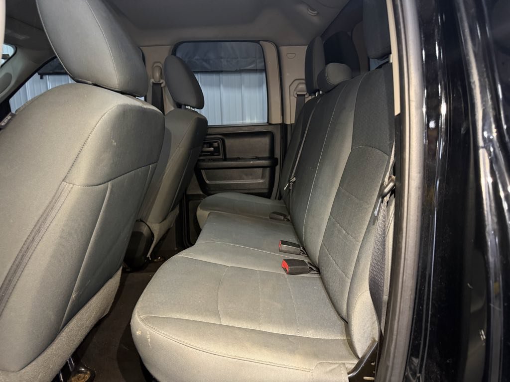 Used 2014 RAM 1500 Express AWD/4WD image 30