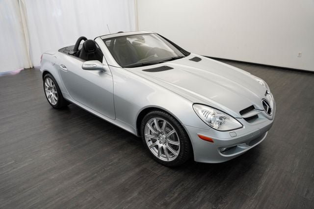 Used 2006 Mercedes-Benz SLK 350 image 2