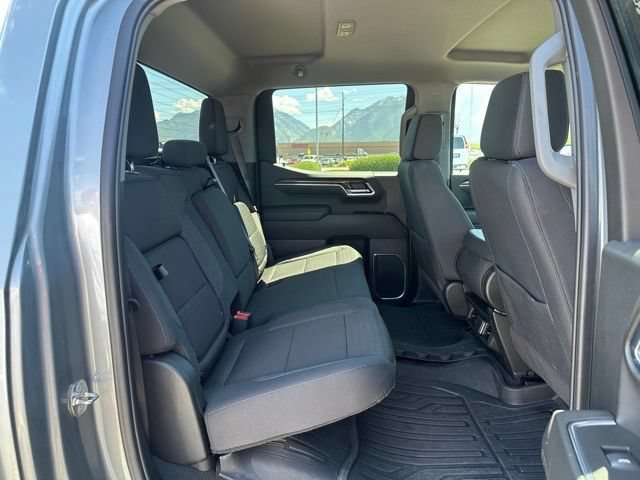 Used 2024 GMC Sierra 1500 Elevation w/ LPO, Elevation Black Package AWD/4WD image 14