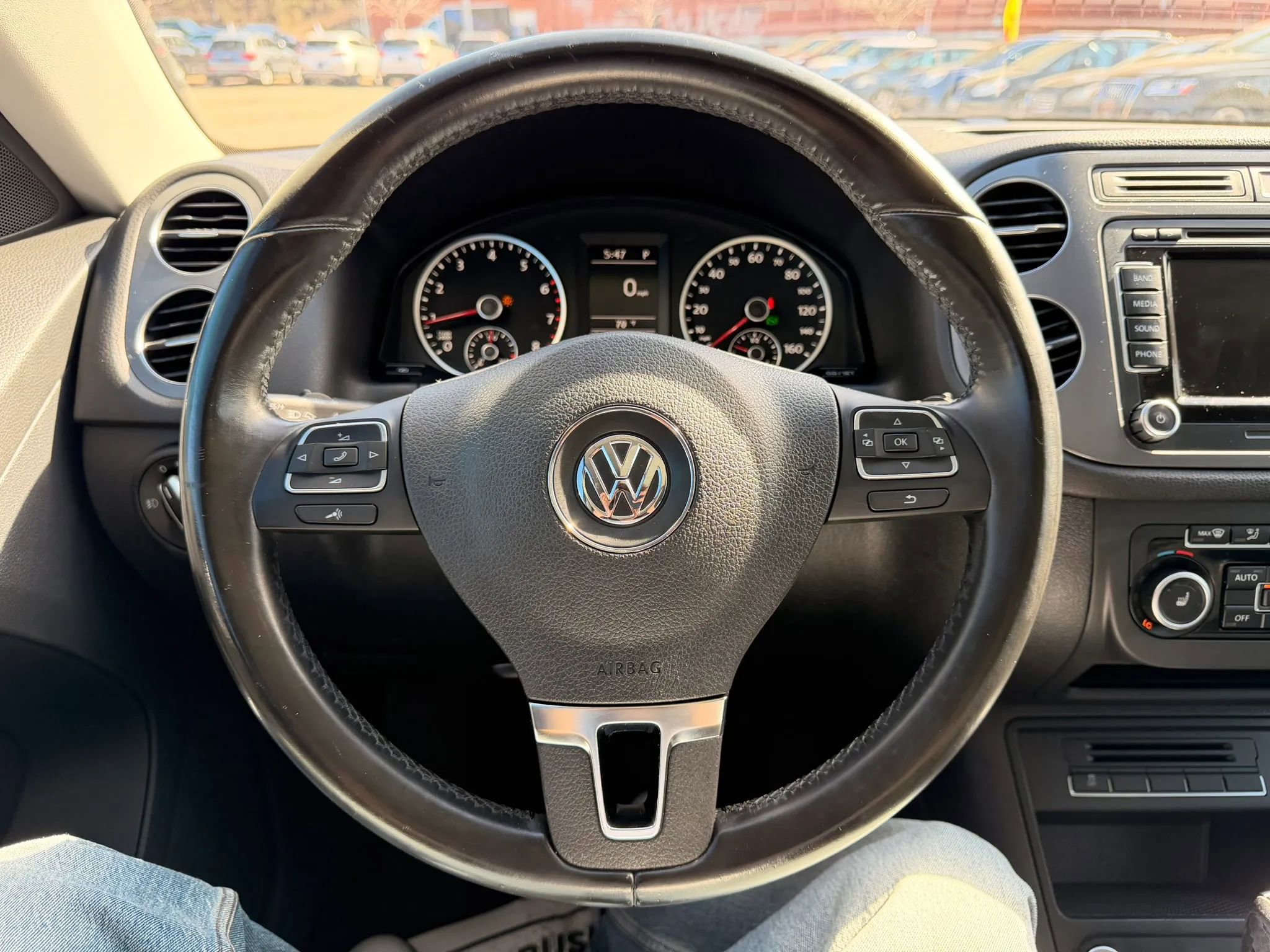 Used 2012 Volkswagen Tiguan S FWD image 13