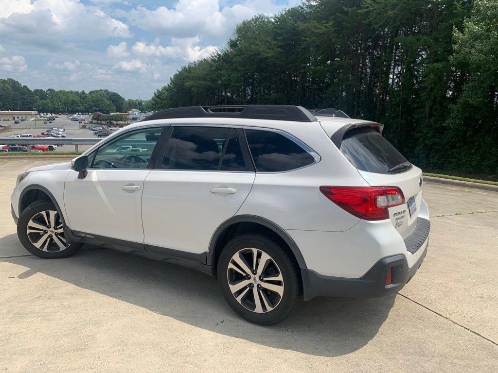 Used 2019 Subaru Outback 2.5i Limited w/ Protection Package #1 AWD/4WD image 16