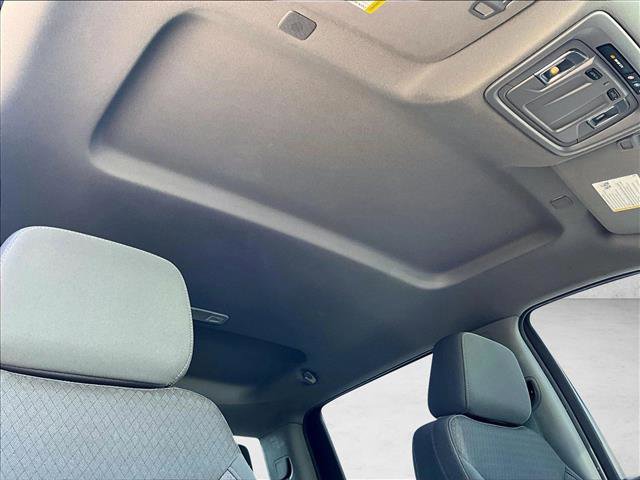 Used 2021 Chevrolet Silverado 1500 RST image 17