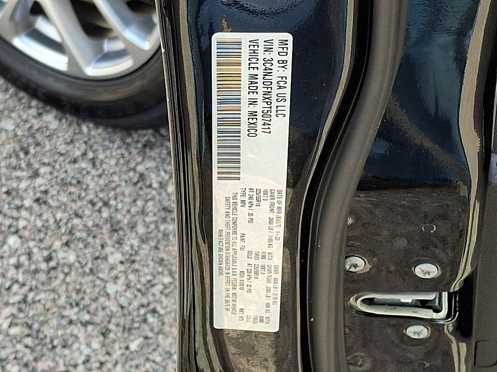 Certified 2023 Jeep Compass Latitude w/ Sun and Sound Group image 28